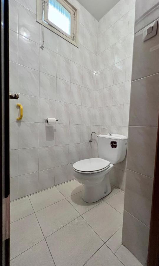Hostal Conde De Alba Μαδρίτη Εξωτερικό φωτογραφία